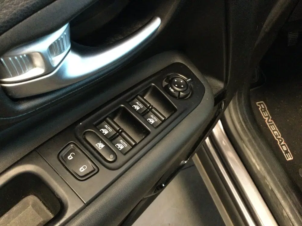 Jeep Renegade 1.0T Sport PDC--Navigatie--4 x All season uit 2019, foto 6