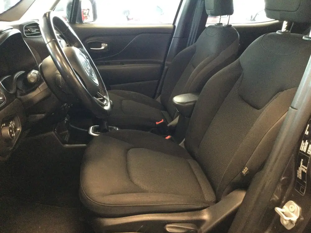 Jeep Renegade 1.0T Sport PDC--Navigatie--4 x All season uit 2019, foto 8