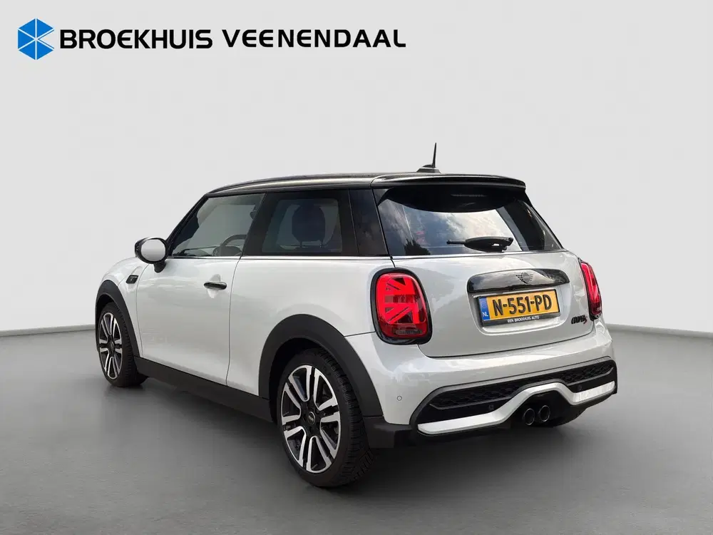 Mini Cooper S 2.0 Cooper S Classic uit 2021, foto 2