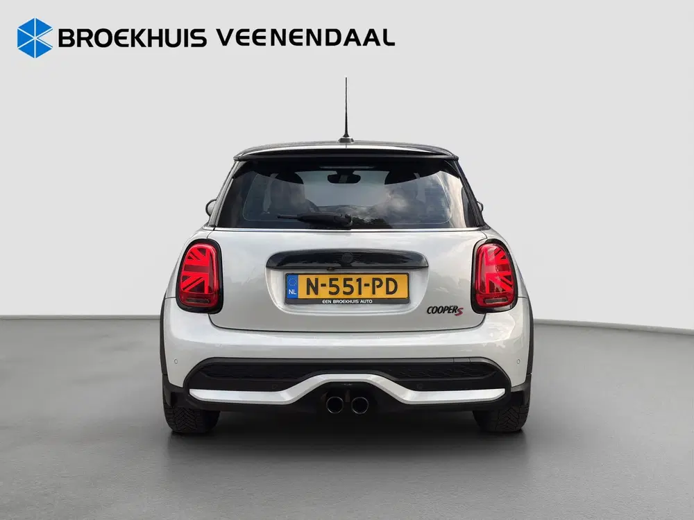 Mini Cooper S 2.0 Cooper S Classic uit 2021, foto 4