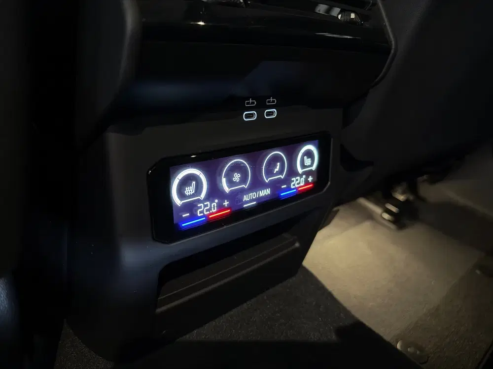 BMW i5 eDrive40 M Sport uit 2024, foto 11