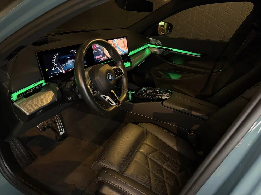 BMW i5 eDrive40 M Sport uit 2024, foto 9