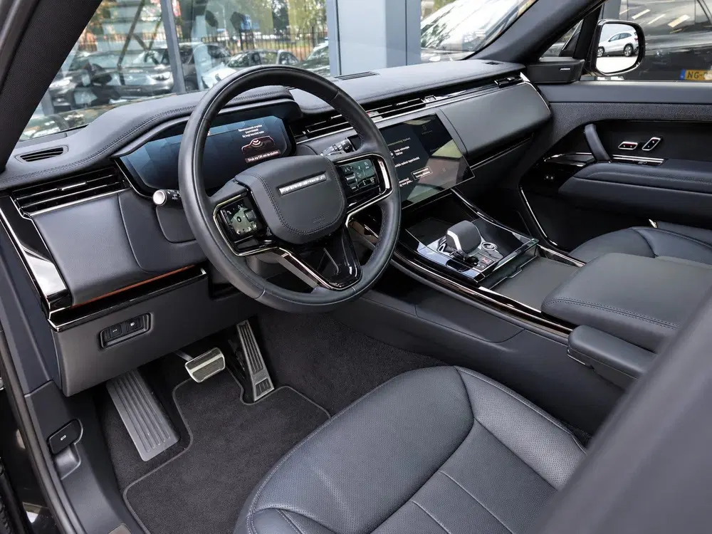 Land Rover Range Rover Sport 3.0 P460e Dynamic SE PPF SOFTCL uit 2025, foto 4