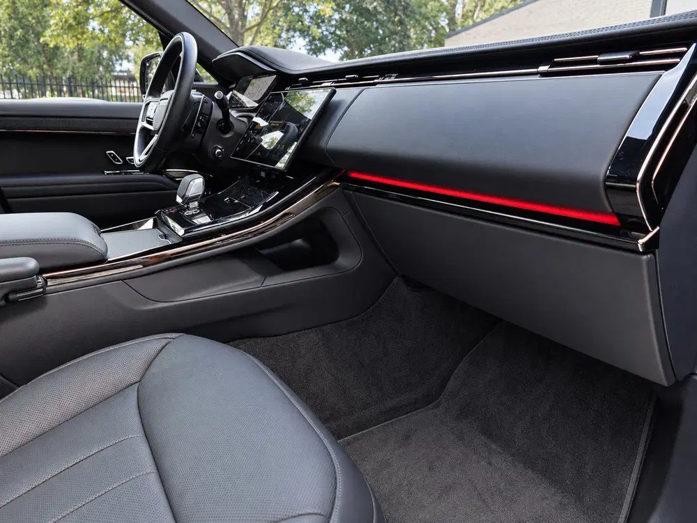Land Rover Range Rover Sport 3.0 P460e Dynamic SE PPF SOFTCL uit 2025, foto 6