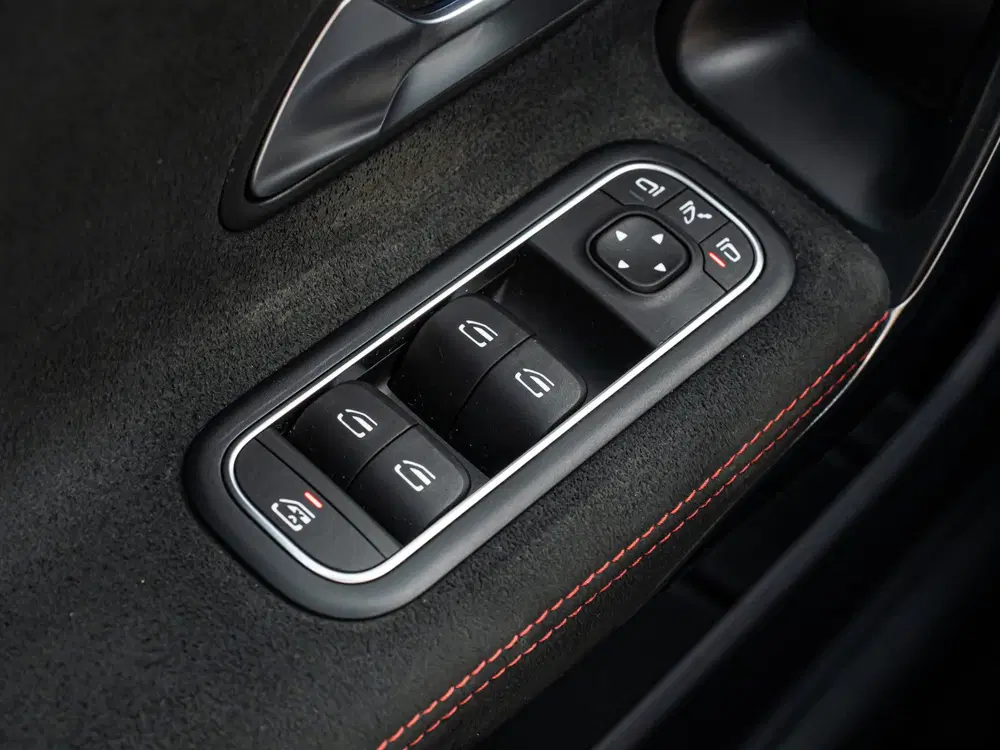 Mercedes-Benz A-Klasse 250 e AMG Line PANO CAMERA 19 INCH MU uit 2023, foto 14