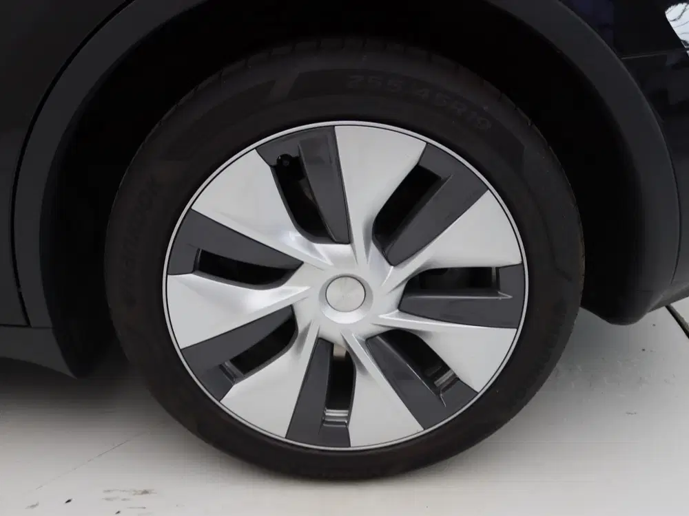 Tesla Model Y Long Range AWD 75kWh 351pk 93.7% SoH [ AMD uit 2023, foto 14