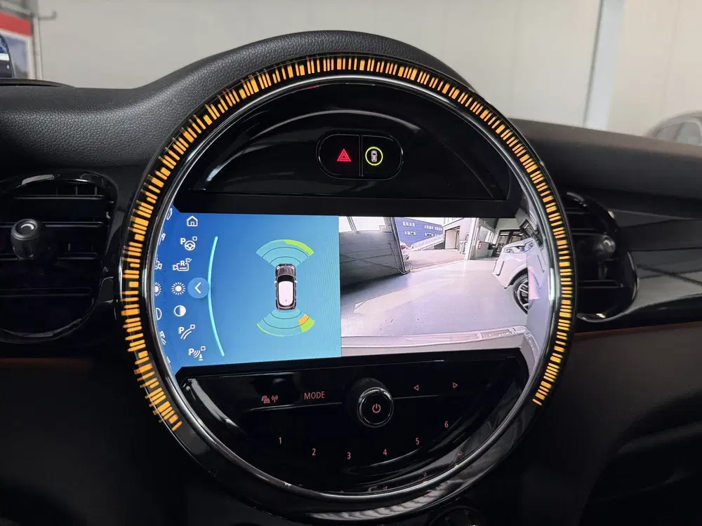 Mini Cooper 1.5 Cooper Pano uit 2023, foto 10