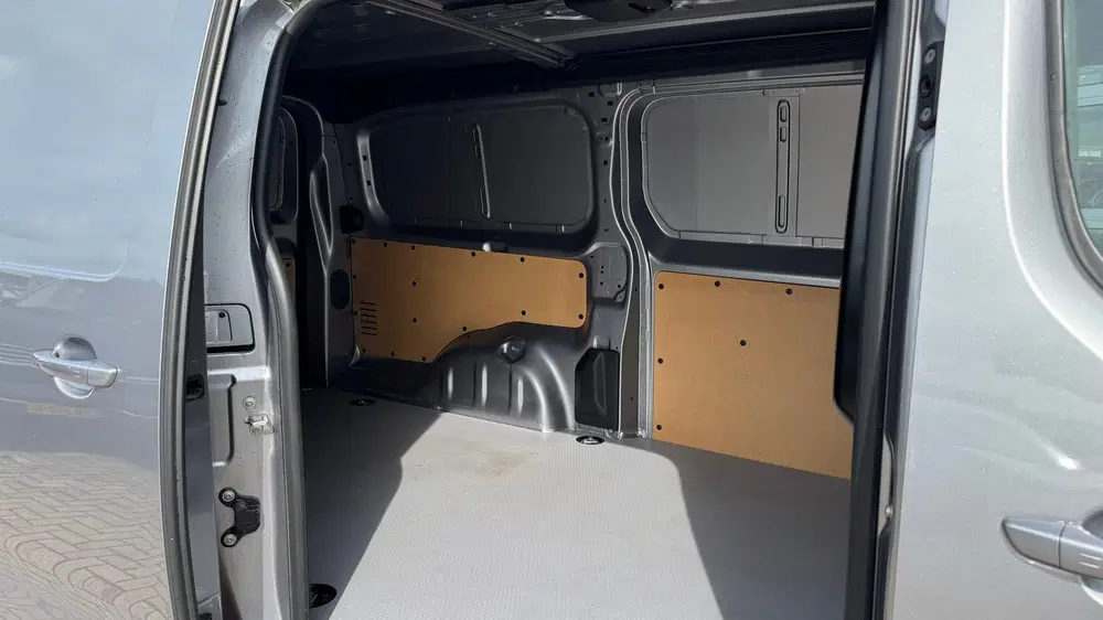 Toyota Proace PROACE Worker 2.0 D-4D 140PK L2 Challenger uit 2024, foto 12