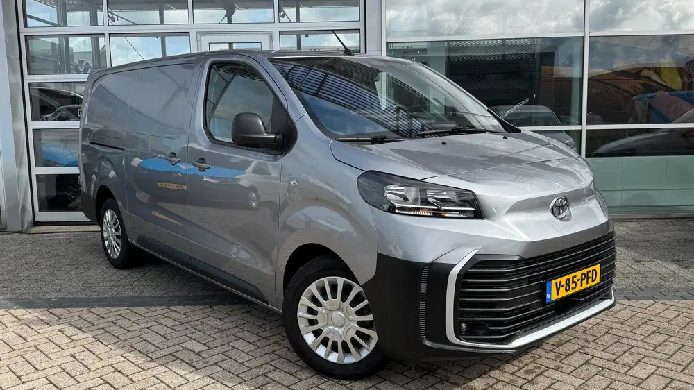 Toyota Proace PROACE Worker 2.0 D-4D 140PK L2 Challenger uit 2024, foto 3