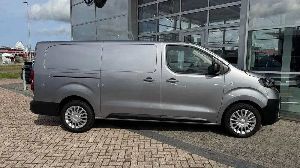 Toyota Proace PROACE Worker 2.0 D-4D 140PK L2 Challenger uit 2024, foto 7