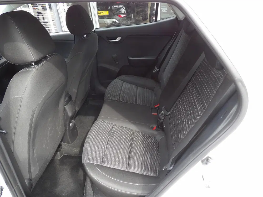 Kia Stonic 1.0 Turbo MHEV DynamicLine 22.000km Org. N uit 2024, foto 10