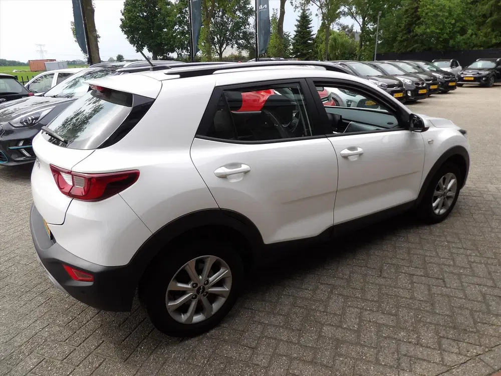 Kia Stonic 1.0 Turbo MHEV DynamicLine 22.000km Org. N uit 2024, foto 5