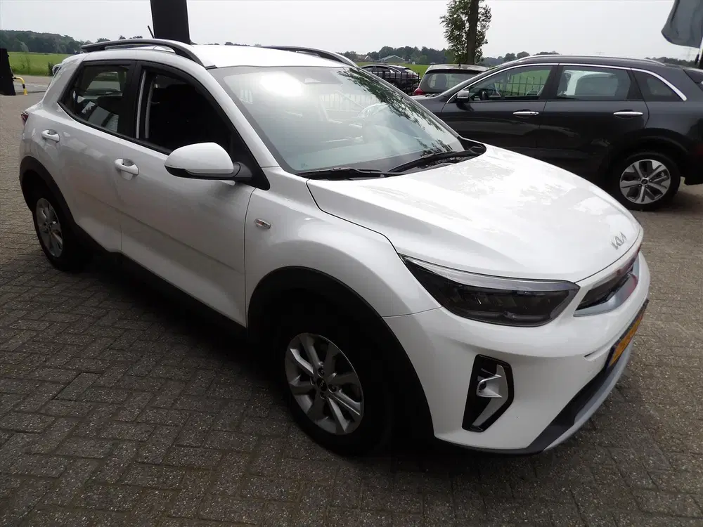 Kia Stonic 1.0 Turbo MHEV DynamicLine 22.000km Org. N uit 2024, foto 6