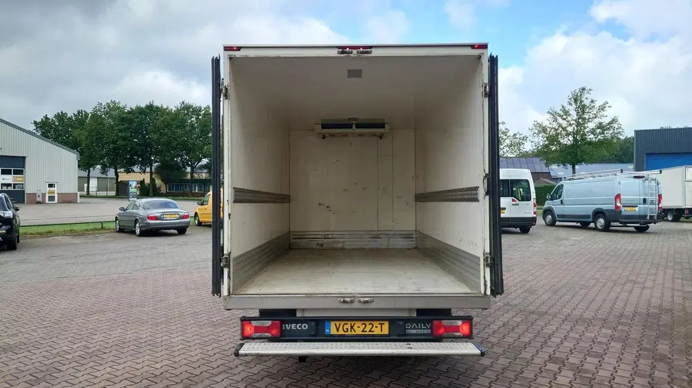 Iveco Daily 35C18 HIMATIC KOEL VRIES AUTO uit 2020, foto 6