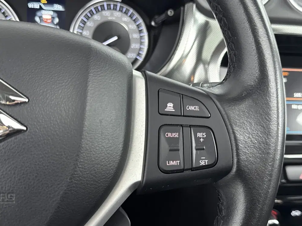 Suzuki Vitara 1.4 Boosterjet Style Smart Hybrid uit 2020, foto 15