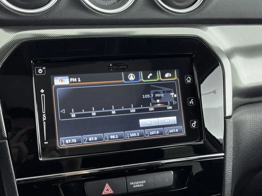 Suzuki Vitara 1.4 Boosterjet Style Smart Hybrid uit 2020, foto 8