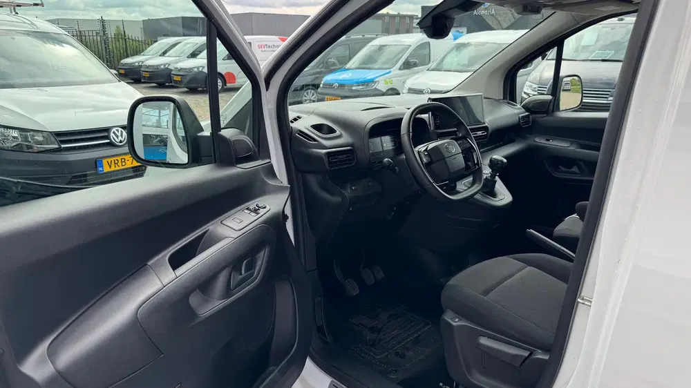 Toyota Proace City L2 Duty 1.5 D-4D 102PK uit 2024, foto 5