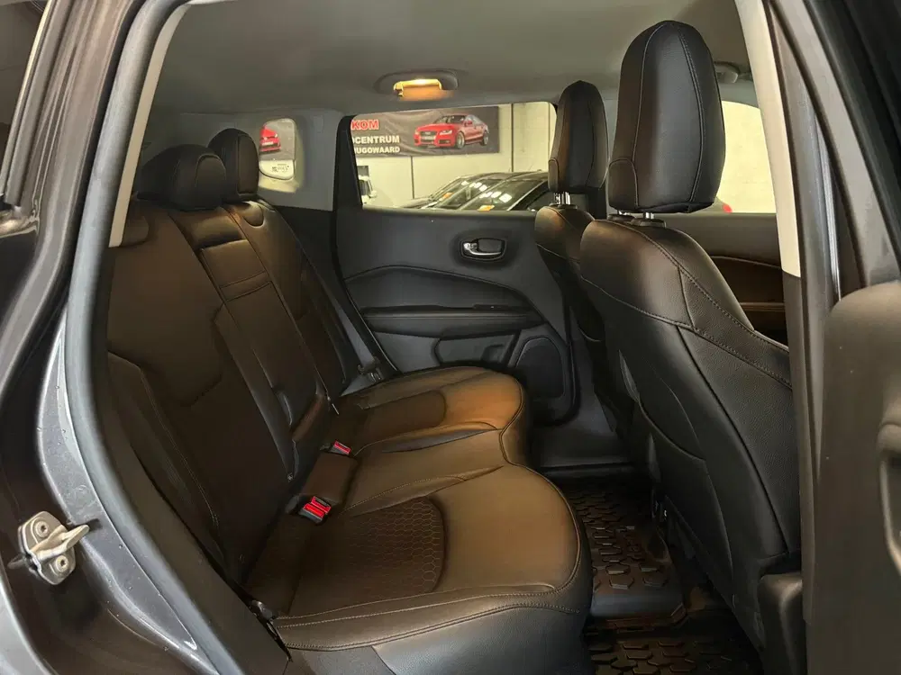 Jeep Compass 1.3T Limited Navi uit 2020, foto 10