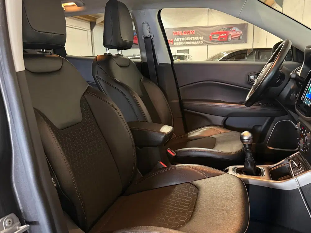 Jeep Compass 1.3T Limited Navi uit 2020, foto 12