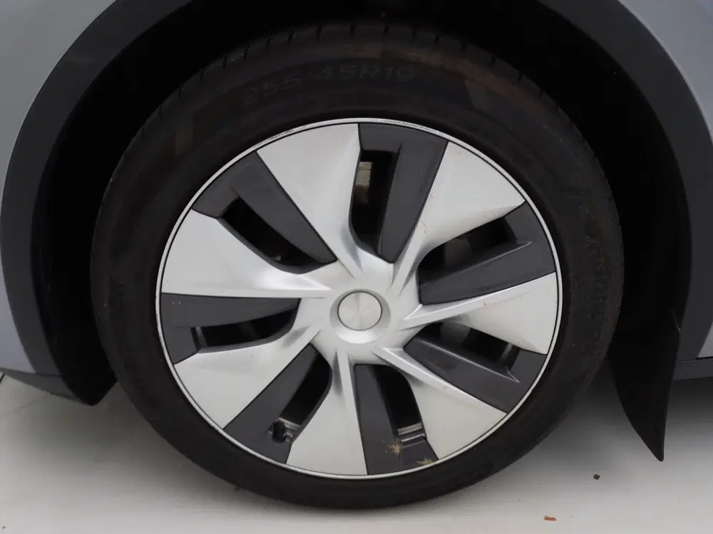 Tesla Model Y Long Range AWD 75kWh 351pk 93.7% SoH [ AMD uit 2023, foto 11