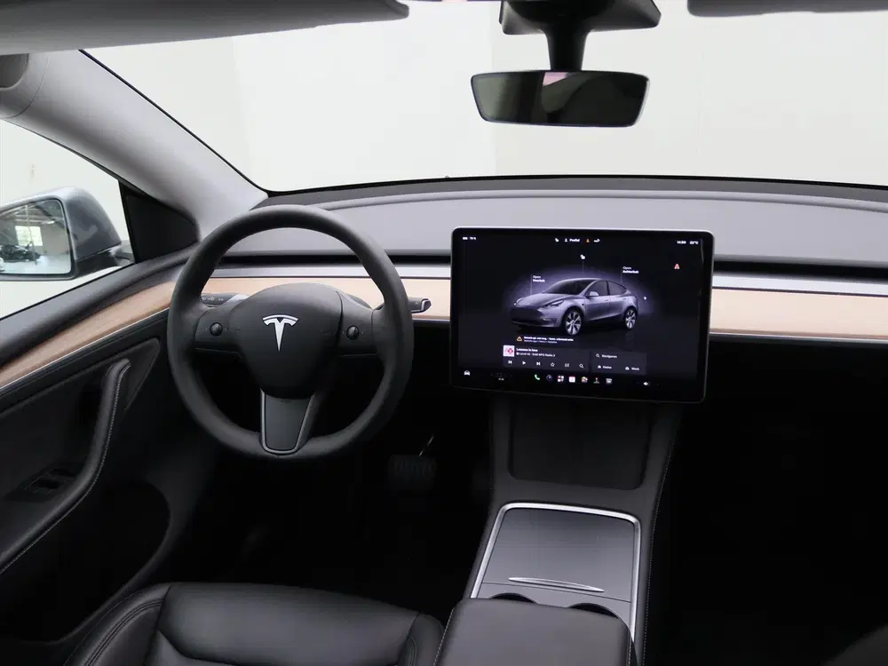 Tesla Model Y Long Range AWD 75kWh 351pk 93.7% SoH [ AMD uit 2023, foto 2