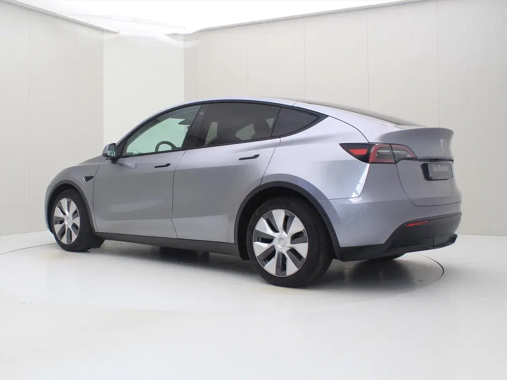 Tesla Model Y Long Range AWD 75kWh 351pk 93.7% SoH [ AMD uit 2023, foto 4