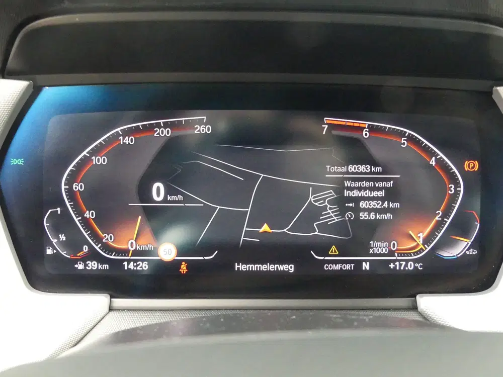 BMW 1-serie 118i Business Edition uit 2022, foto 13