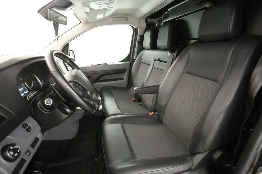 Peugeot Expert 2.0 BlueHDI L2H1 uit 2020, foto 9