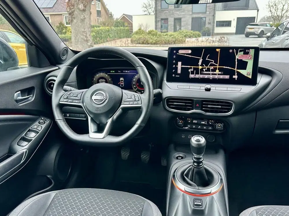 Nissan Juke 1.0 DIG-T N-Connecta Keyless Navi Camera C uit 2025, foto 3