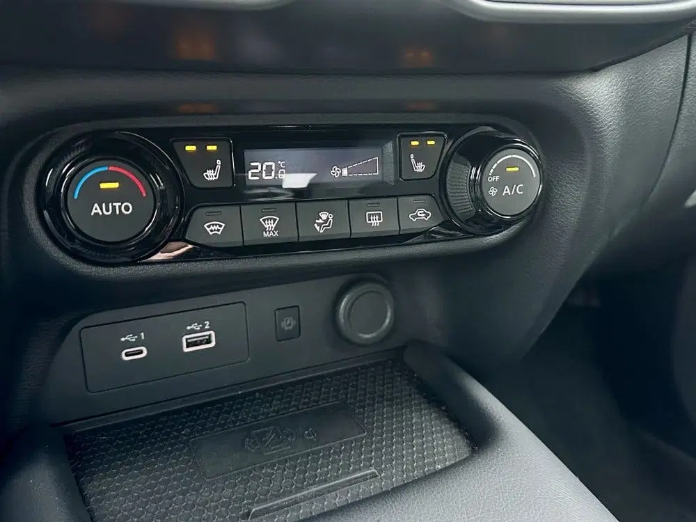 Nissan Juke 1.0 DIG-T N-Connecta Keyless Navi Camera C uit 2025, foto 6