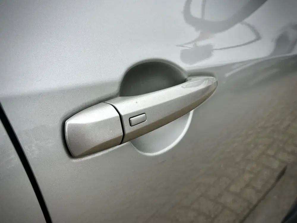 Nissan Juke 1.0 DIG-T N-Connecta Keyless Navi Camera C uit 2025, foto 8
