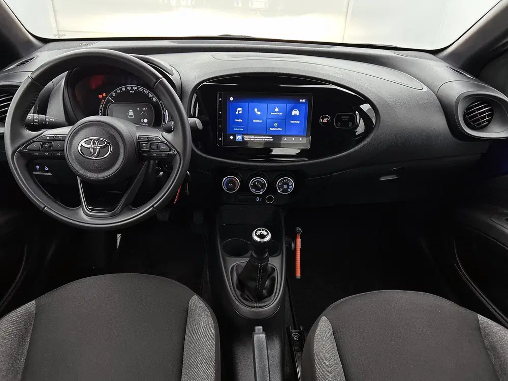 Toyota Aygo X 1.0 VVT-i MT Play uit 2025, foto 4