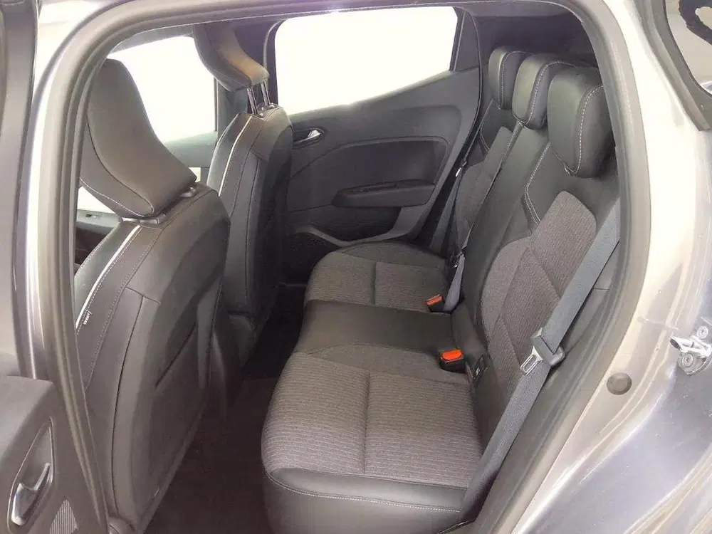 Renault Clio 1.0 TCe 90 TECHNO I APPLE CARPLAY I KEYLES uit 2023, foto 6