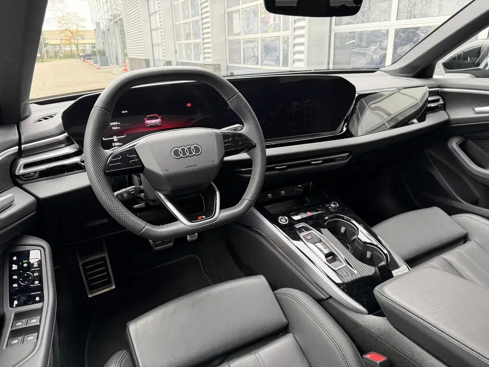 Audi A5 2.0 TFSI S edition 204 PK l Apple Carplay uit 2025, foto 4