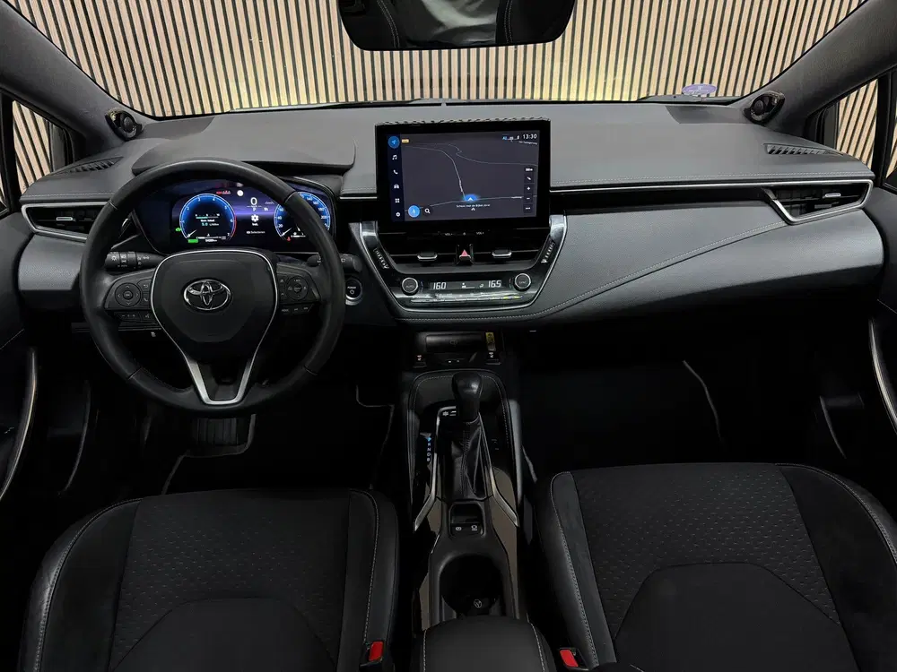 Toyota Corolla Hybrid 140 GR Sport 2023 PANO LED CAMERA C uit 2023, foto 14