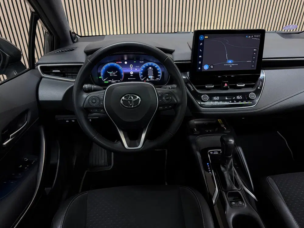 Toyota Corolla Hybrid 140 GR Sport 2023 PANO LED CAMERA C uit 2023, foto 15