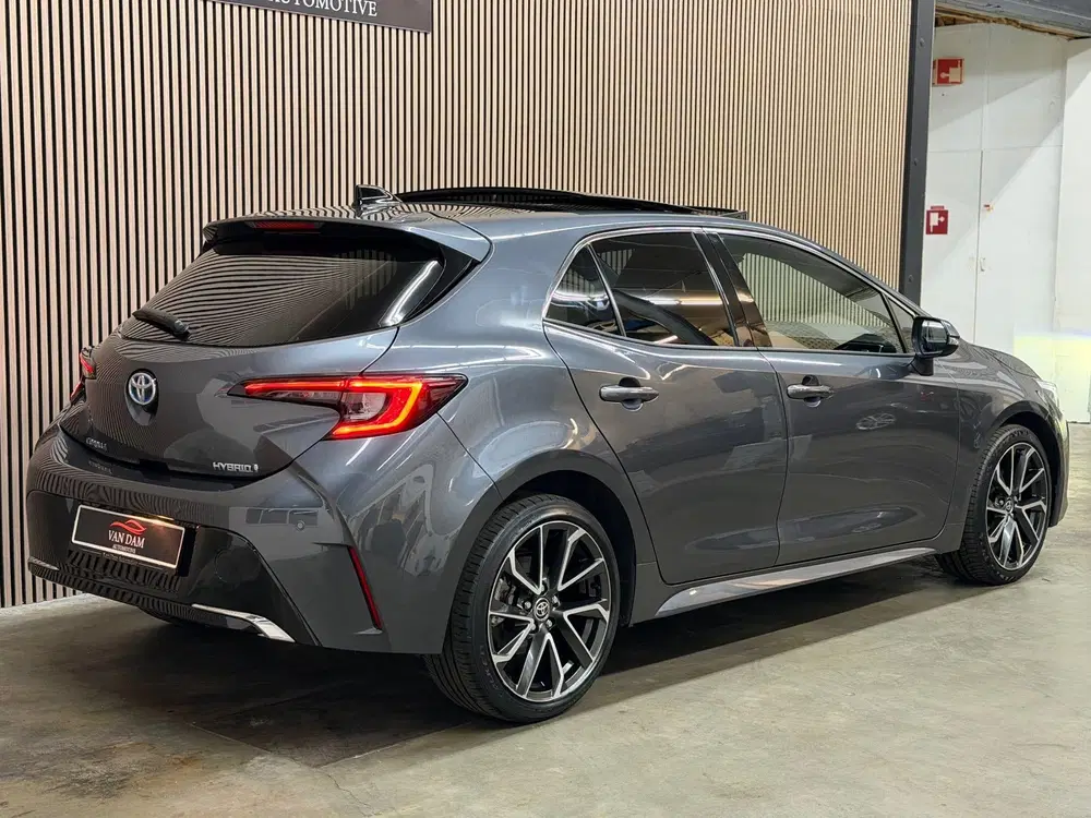 Toyota Corolla Hybrid 140 GR Sport 2023 PANO LED CAMERA C uit 2023, foto 9