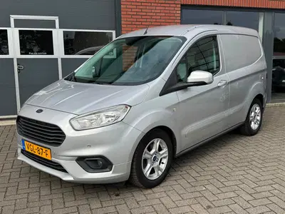 Ford Transit Courier 1.5 TDCI Limited Camera Airco Cruise uit 2020