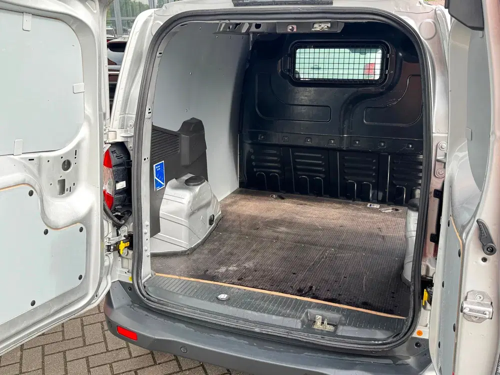 Ford Transit Courier 1.5 TDCI Limited Camera Airco Cruise uit 2020, foto 7