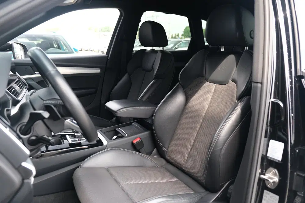 Audi Q5 50 TFSI e Quattro 299PK S-line Leder Navi uit 2023, foto 4