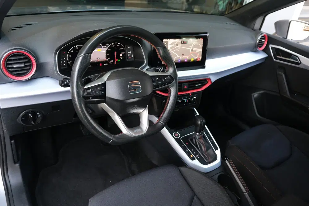 SEAT Arona 1.0 TSI FR DSG Facelift Virtual Navi Led C uit 2022, foto 3