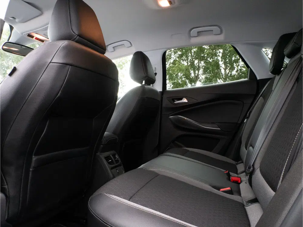 Opel Grandland 1.2 Turbo 130pk Innovation Trekhaak uit 2019, foto 14