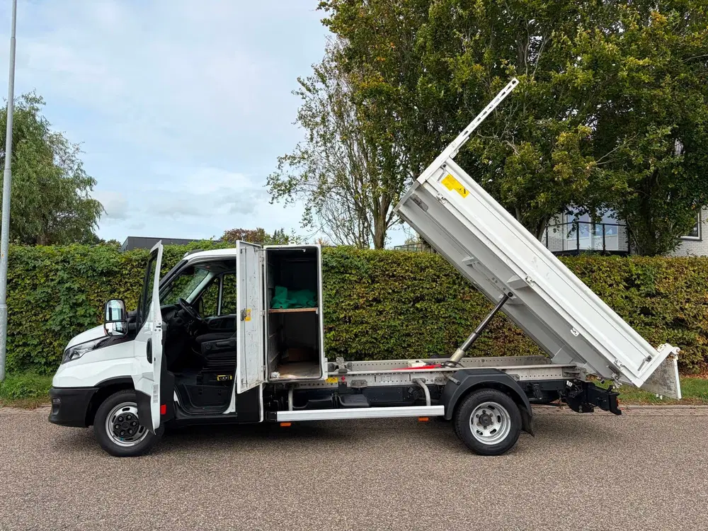 Iveco Daily 35C16 3.0 uit 2024, foto 10