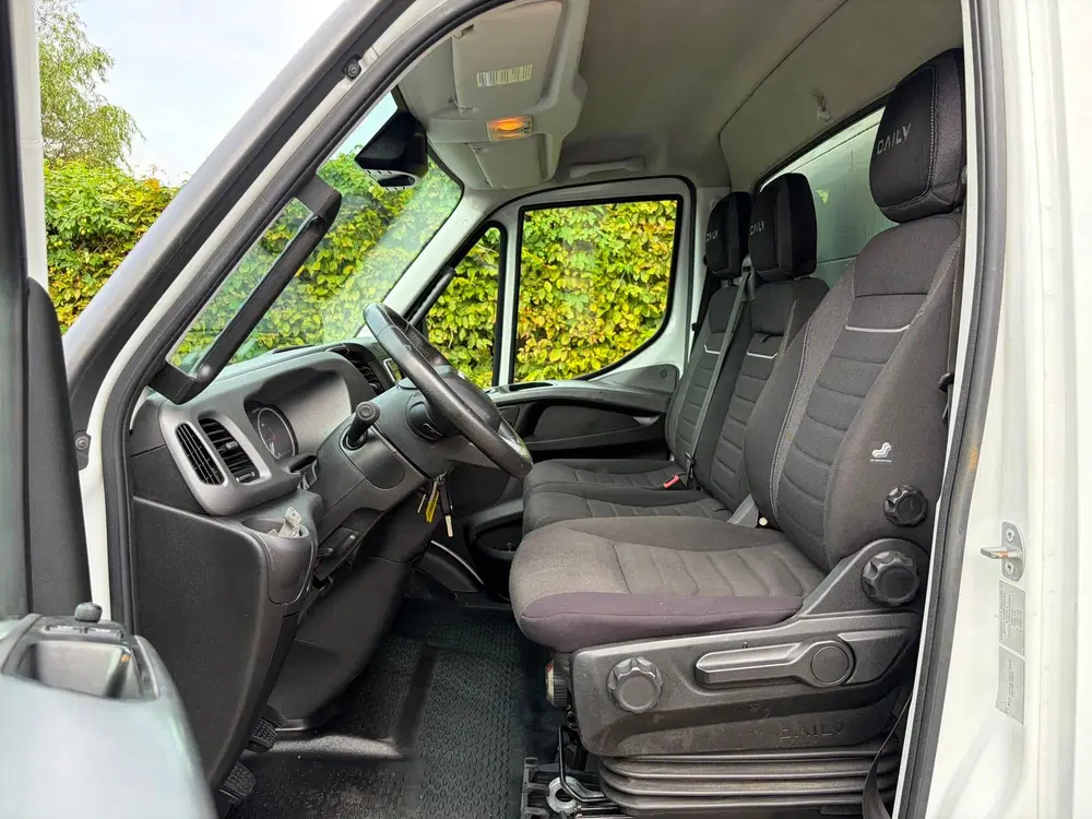 Iveco Daily 35C16 3.0 uit 2024, foto 7
