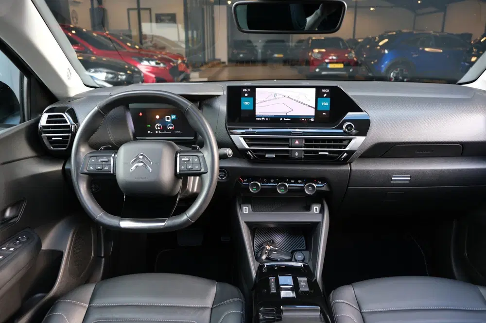 Citroën C4 Citroen C4 1.2 Puretech Shine *PANORAMADAK uit 2022, foto 14