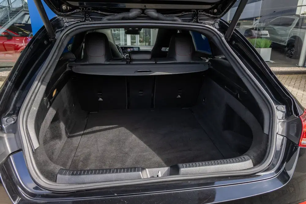 Mercedes-Benz CLA 180 Business Solutio uit 2021, foto 13