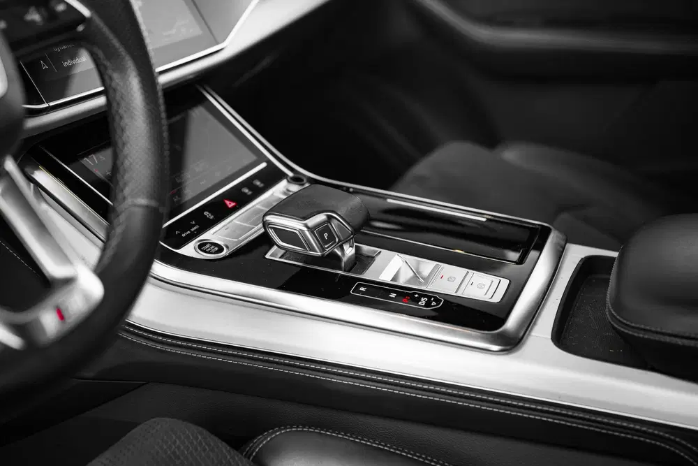 Audi Q7 55 TFSI e quattro Pro Line S uit 2021, foto 14