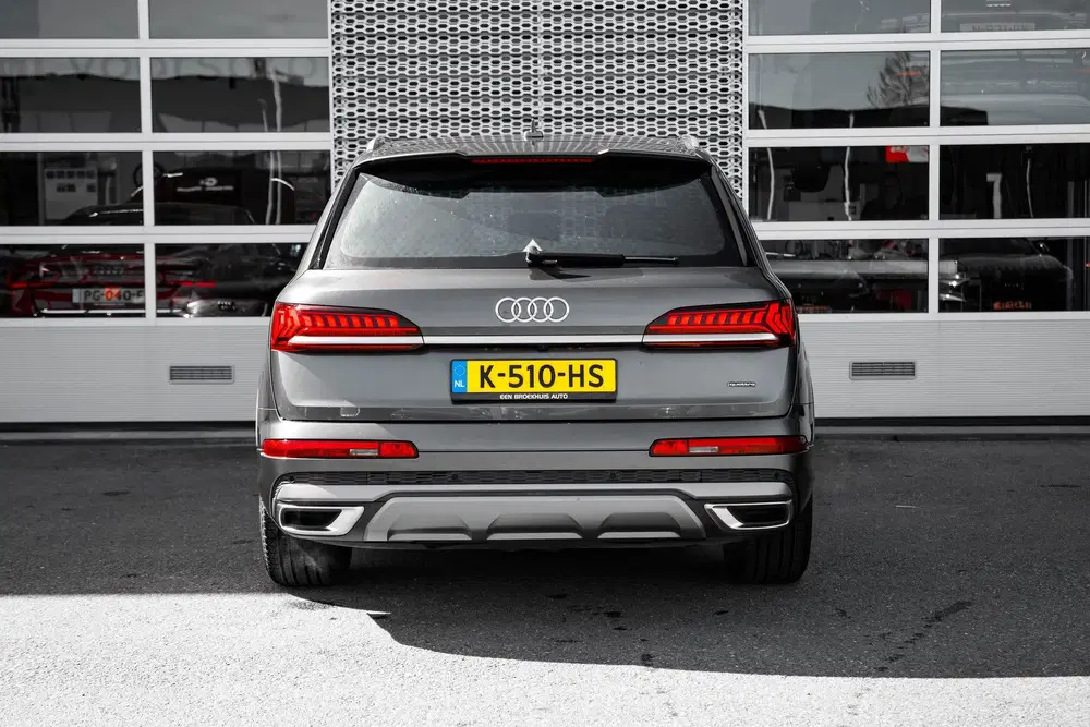 Audi Q7 55 TFSI e quattro Pro Line S uit 2021, foto 4