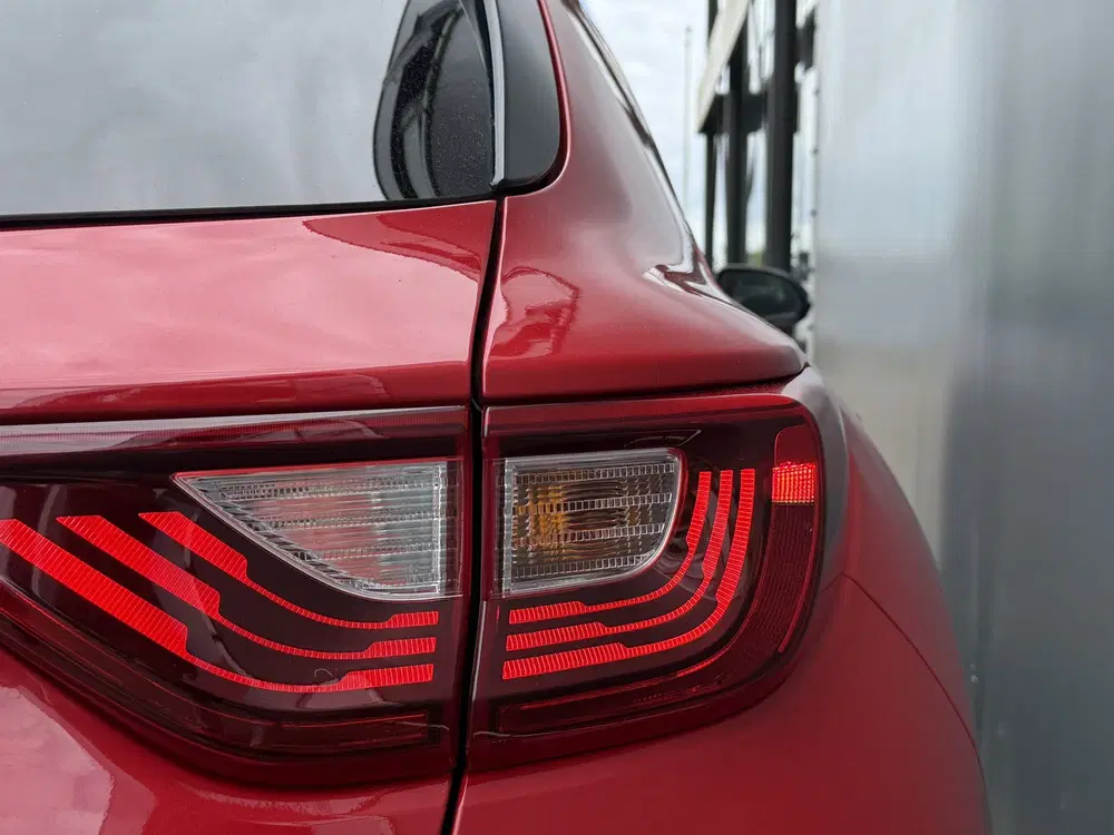Kia Stonic BWJ 2021 1.0 T-GDi MHEV 100 PK DynamicPlus uit 2021, foto 11