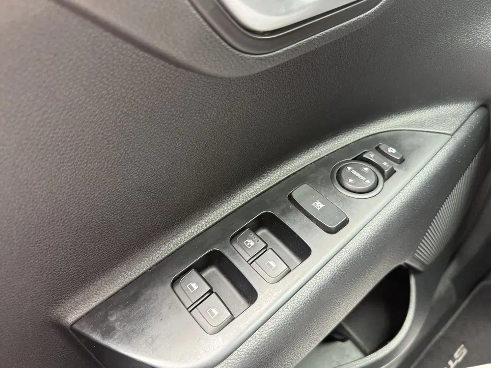 Kia Stonic BWJ 2021 1.0 T-GDi MHEV 100 PK DynamicPlus uit 2021, foto 12